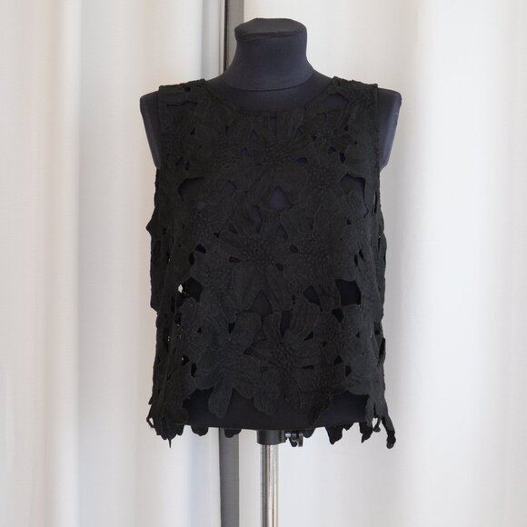 Anthropologie Black Guipure Floral Lace Sleeveless Top Sz M - Picture 2 of 7